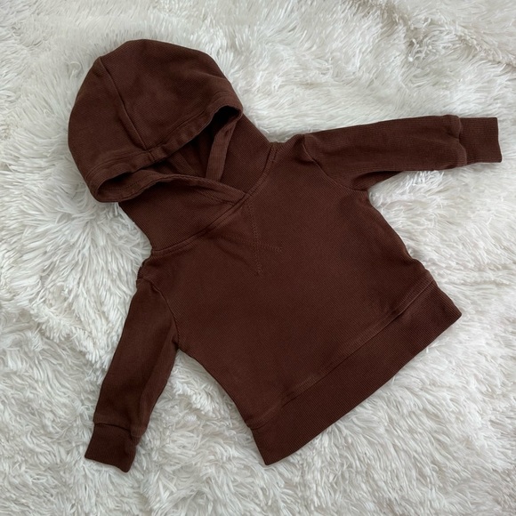 Kate Quinn Brown Long Sleeve Essential Skinny Ribbed Baby Hoodie - Picture 1 of 3